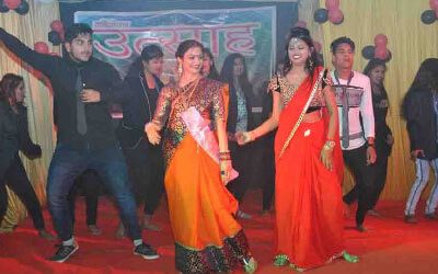 कोठारी कॉलेज कैंपस में वार्षिक उत्सव का आयोजन