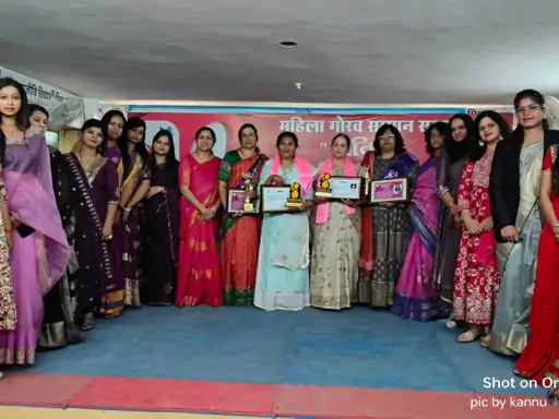 इंदौर के कोठारी कॉलेज में आयोजन:पर्यावरण और समाज सेवा के क्षेत्र में उत्कृष्ट कार्य के लिए मिला सम्मान (दैनिक भास्कर)